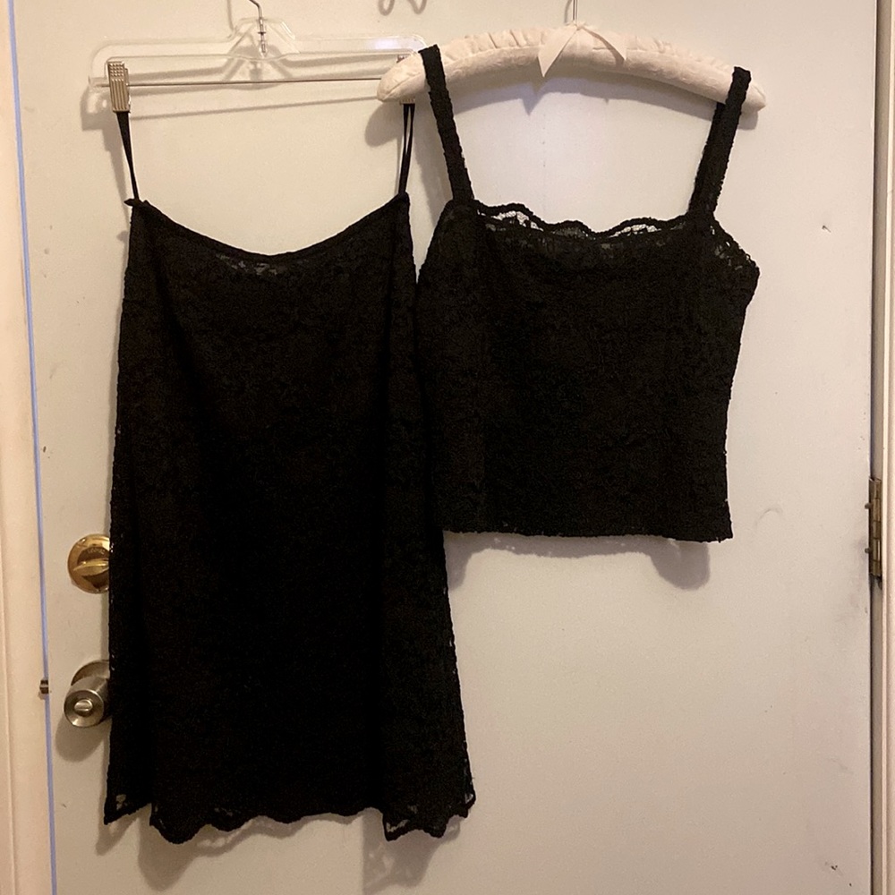 NEW TAHARI Set of Top and Skirt Black Embroidery size 2